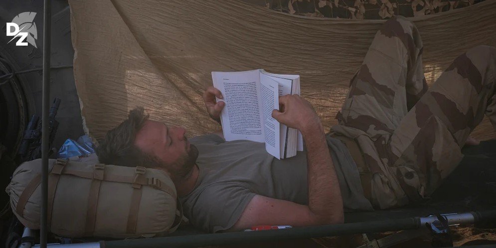 Acteurs Locaux Montauban - le 6 novembre 2025 au quartier Guibert la Première édition du Salon du Livre Défense Zone - 